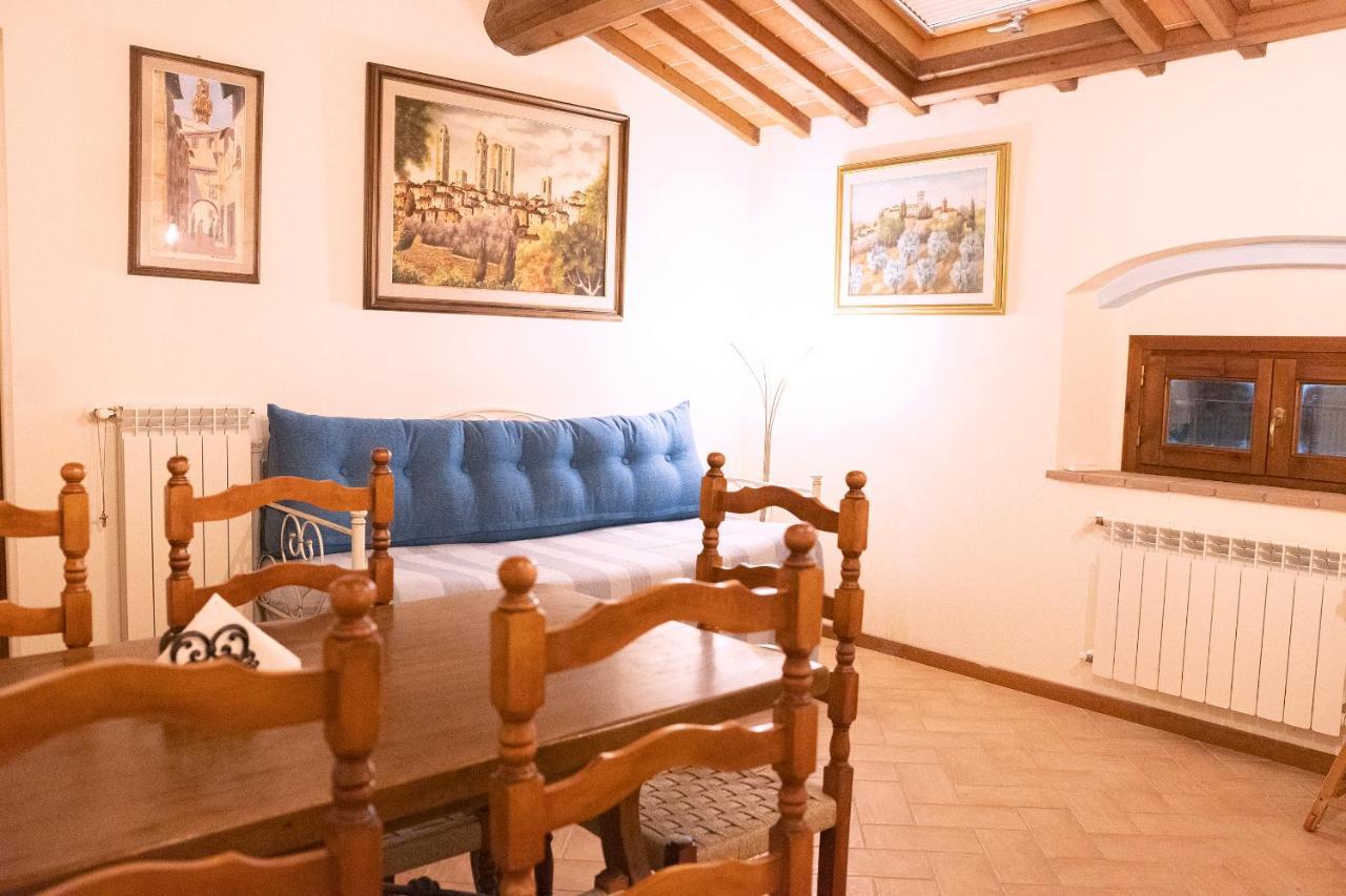 Casa Alle Monache กัมบาสซี แตร์เม ภายนอก รูปภาพ