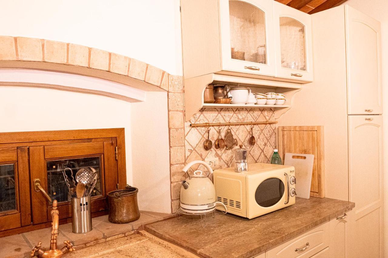 Casa Alle Monache กัมบาสซี แตร์เม ภายนอก รูปภาพ